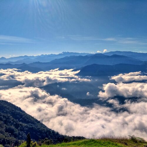 Trekking Nymejan 4 Días: Un Viaje al Corazón de la Sierra Nevada